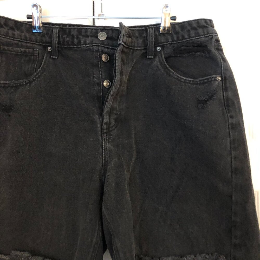 🐈‍⬛High Waisted Black Denim Shorts
